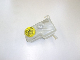 [Obr.: 25243-nadobka-brzdovej-kvapaliny-fabia.jpg]