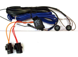 [Obr.: 59524-vyhrievaci-set-pre-autopotahy-na-mieru.jpg]